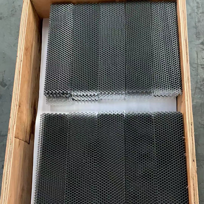 Aluminum honeycomb core