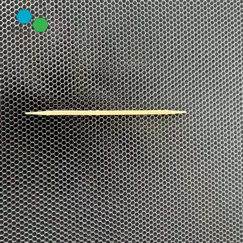 Microporous Aluminum Honeycomb Core 0.6–3mm Cell Size For Air Purifier EMI Shielding Lighting Grid